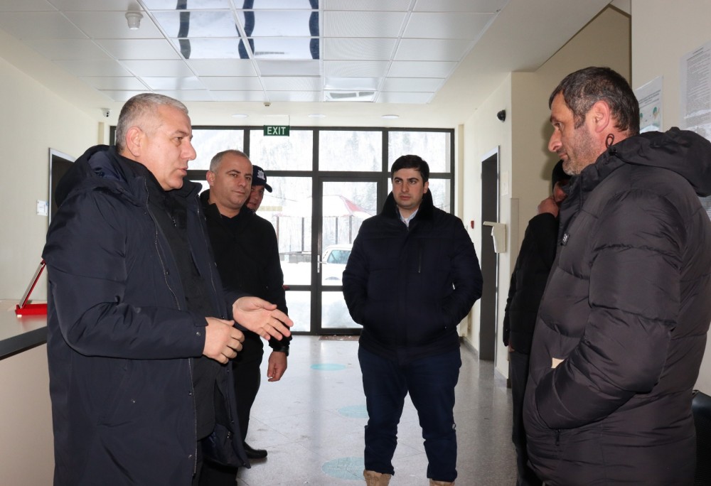 ფრიდონ ფუტკარაძე შუახევის მუნიციპალიტეტში სტიქიის შედეგების სალიკვიდაციო სამუშაოებს გაეცნო