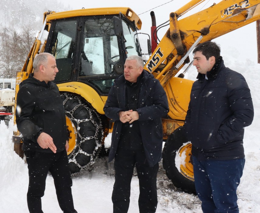 ფრიდონ ფუტკარაძე შუახევის მუნიციპალიტეტში სტიქიის შედეგების სალიკვიდაციო სამუშაოებს გაეცნო