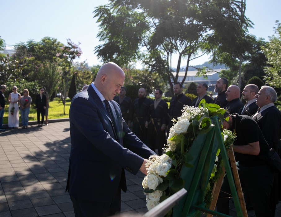 პატივი მიაგეს შინდისის გმირებს