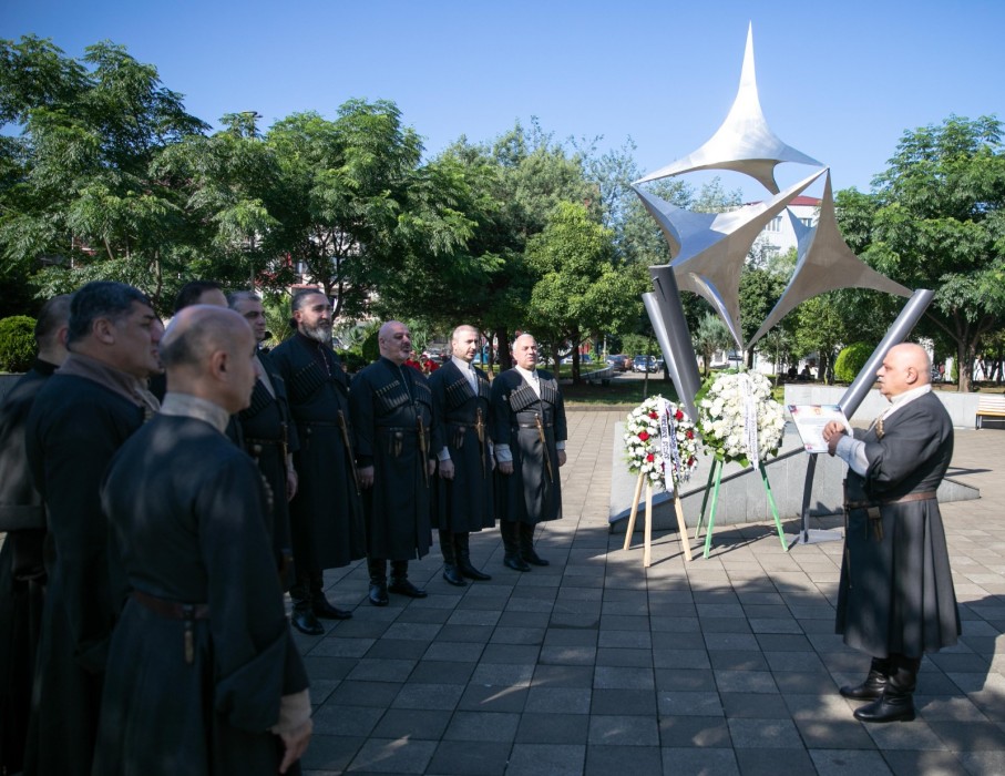 პატივი მიაგეს შინდისის გმირებს