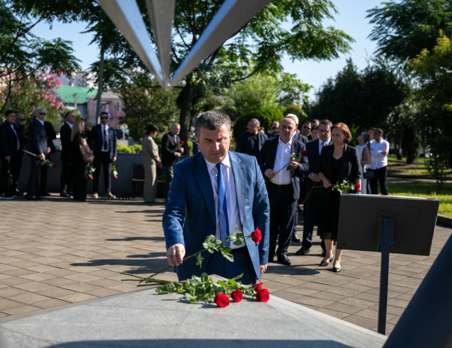 პატივი მიაგეს შინდისის გმირებს