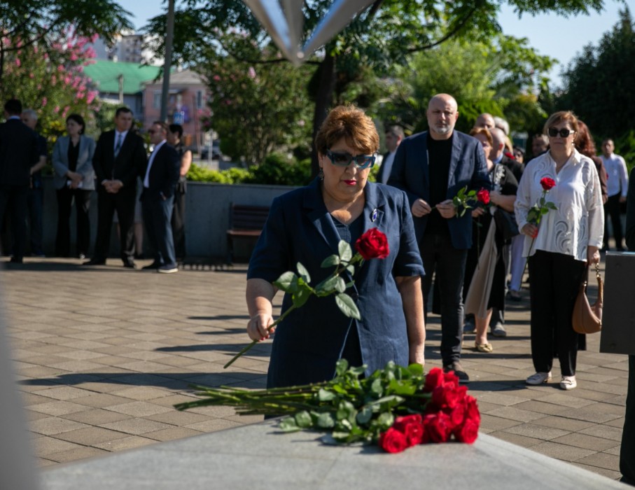 პატივი მიაგეს შინდისის გმირებს
