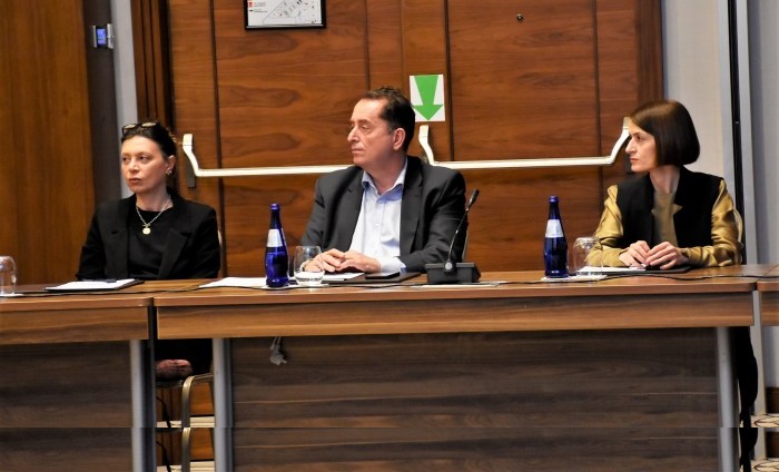 „ქალთა სოციალურ-ეკონომიკური გაძლიერება აჭარაში“-სამუშაო შეხვედრა