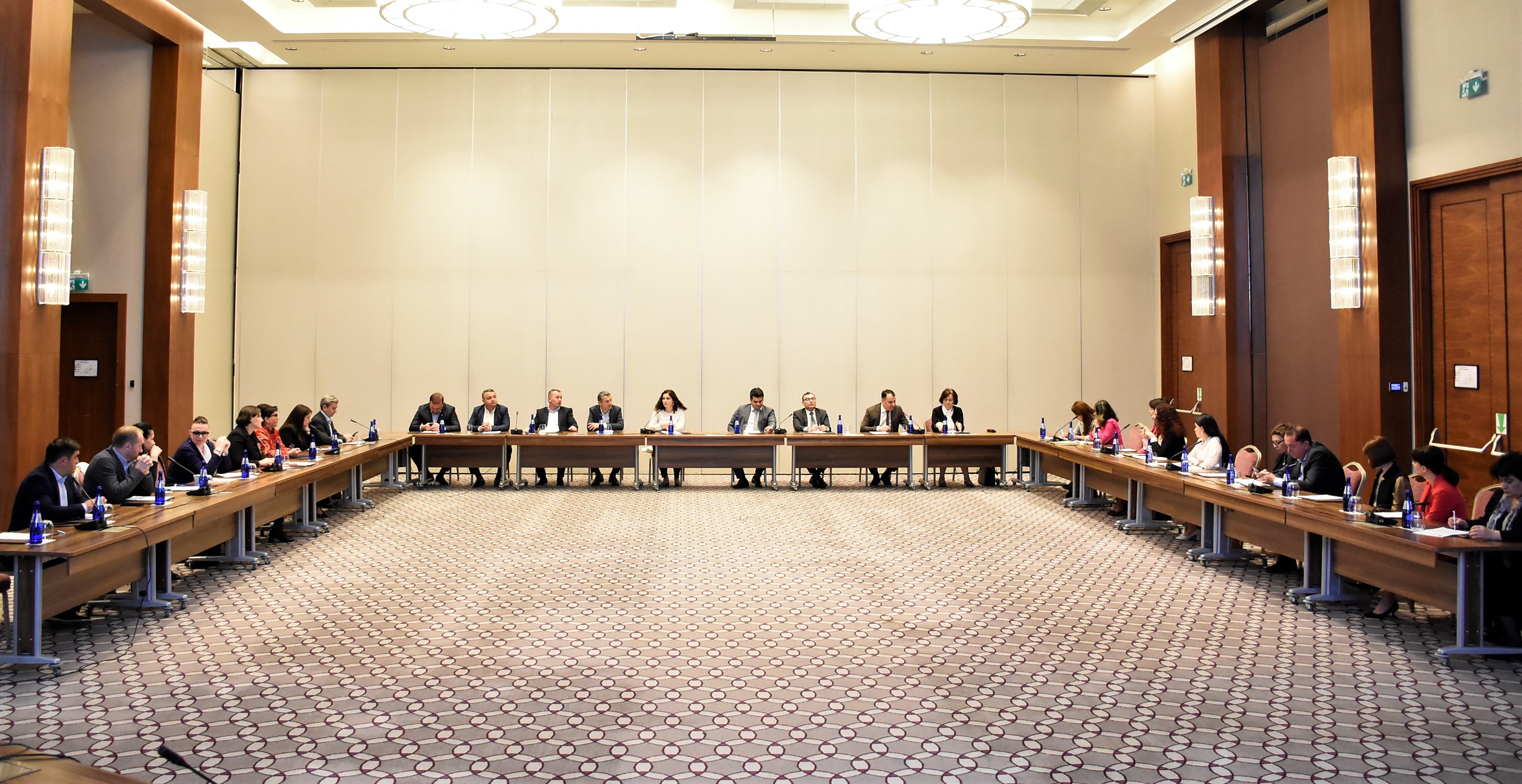 „ქალთა სოციალურ-ეკონომიკური გაძლიერება აჭარაში“-სამუშაო შეხვედრა