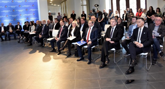 აჭარის უმაღლეს საბჭოში სტრატეგიული განვითარების დოკუმენტების პრეზენტაცია გაიმართა