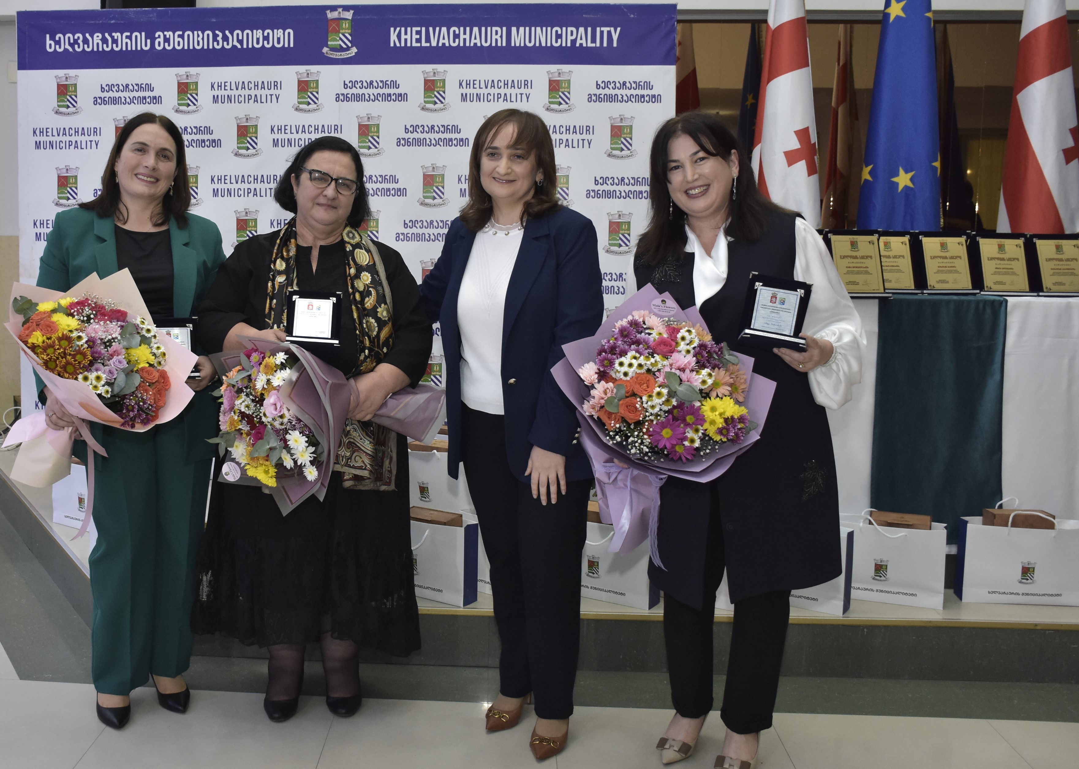 მასწავლებლების  დაჯილდოება ხელვაჩაურში