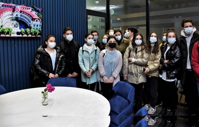 დავით გაბაიძემ chaerte.sca.ge-ს საშუალებით &nbsp;ჩანიშნული პირველი ექსკურსია-შეხვედრის მონაწილეებს უმასპინძლა