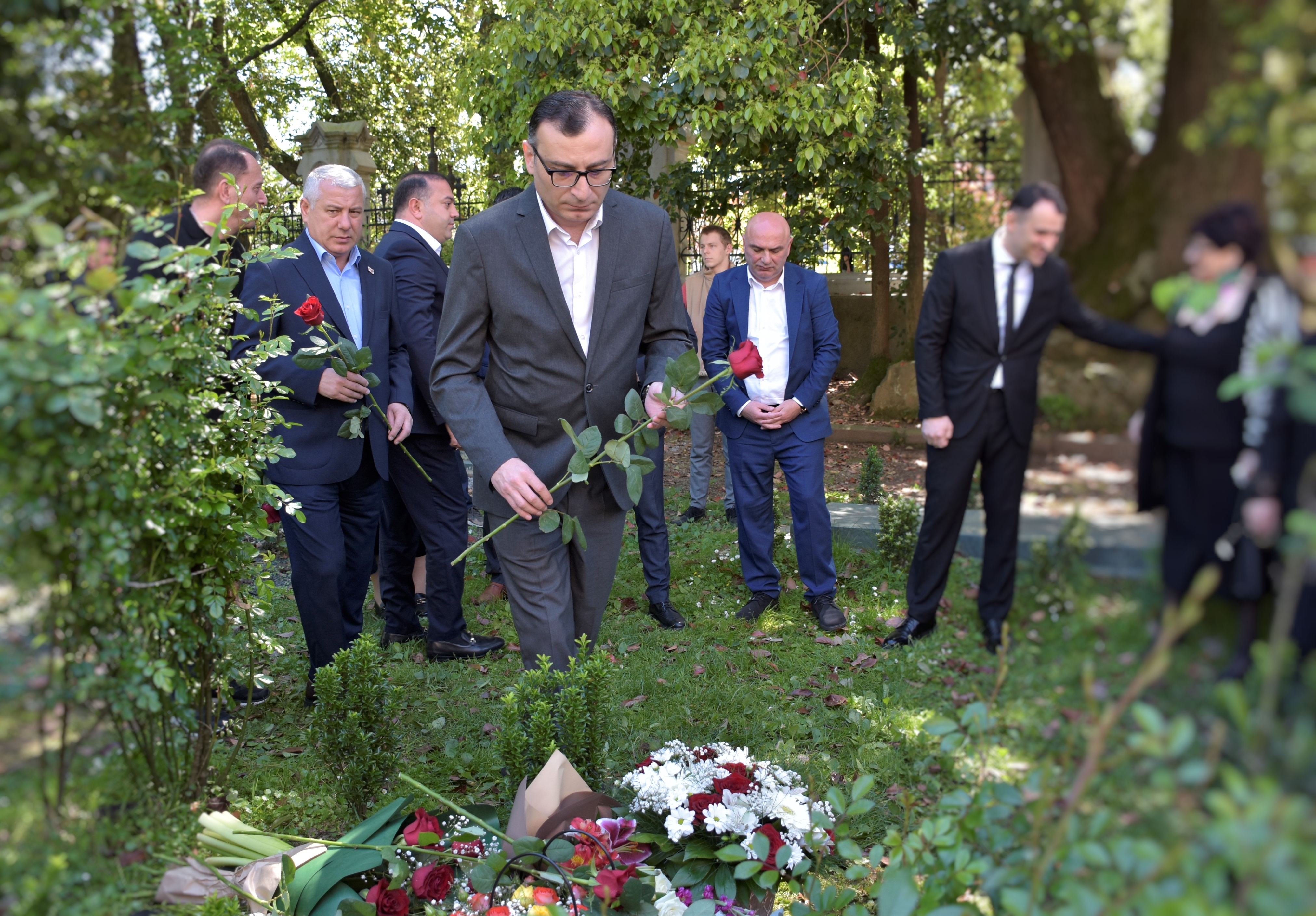 გენიალურ ქართველ პოეტს - ზურაბ გორგილაძეს დღეს 86 წელი შეუსრულდებოდა