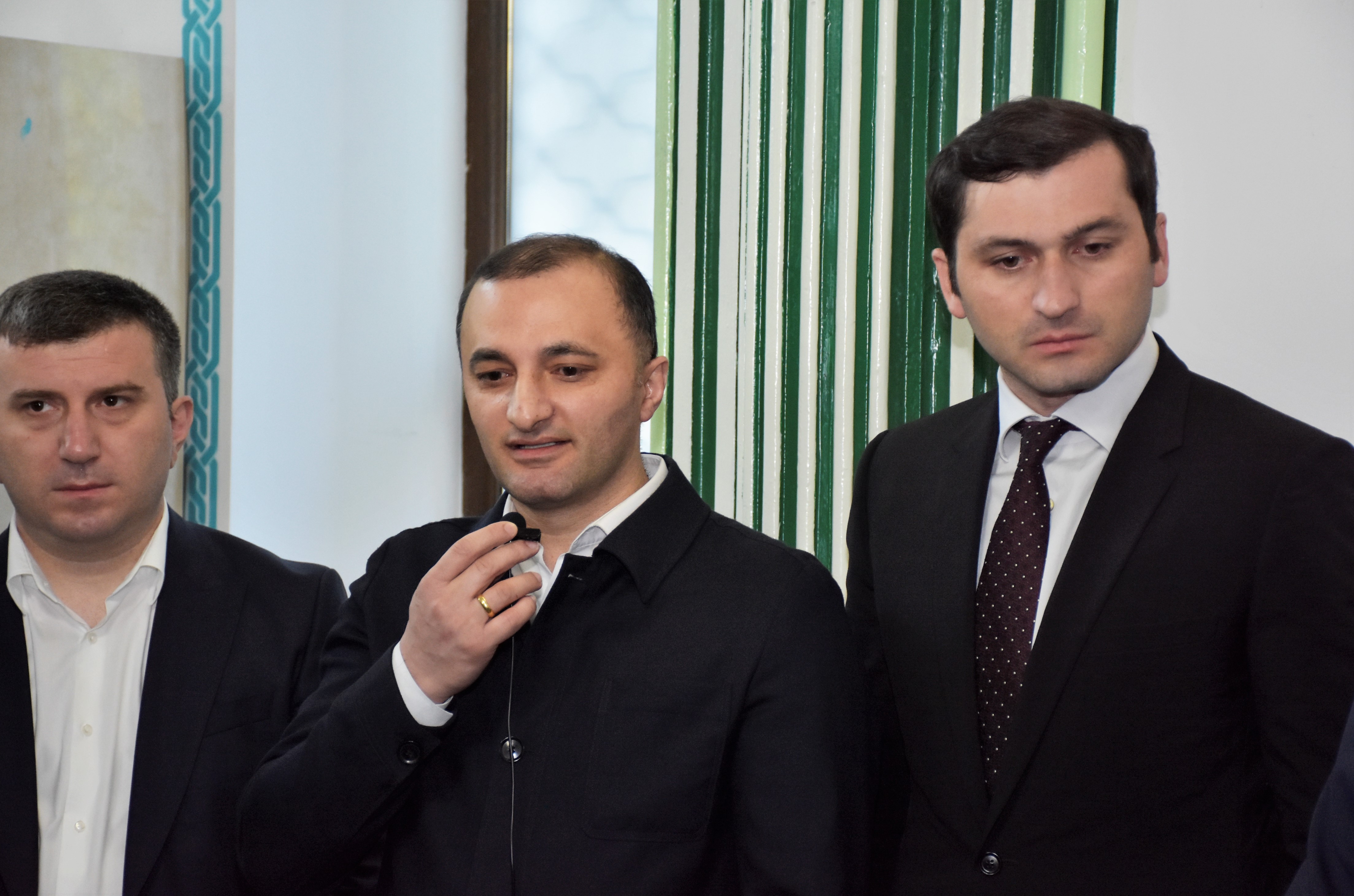 დავით გაბაიძემ მუსლიმ მრევლს ყურბან-ბაირამი მიულოცა