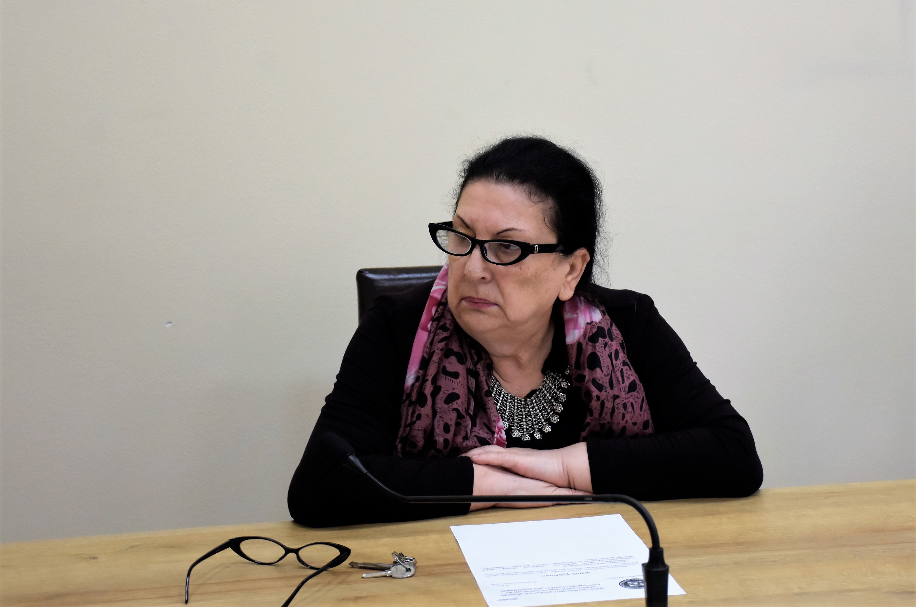 &nbsp;საკონსტიტუციო, იურიდიულ და საპროცედურო საკითხთა კომიტეტის სხდომა