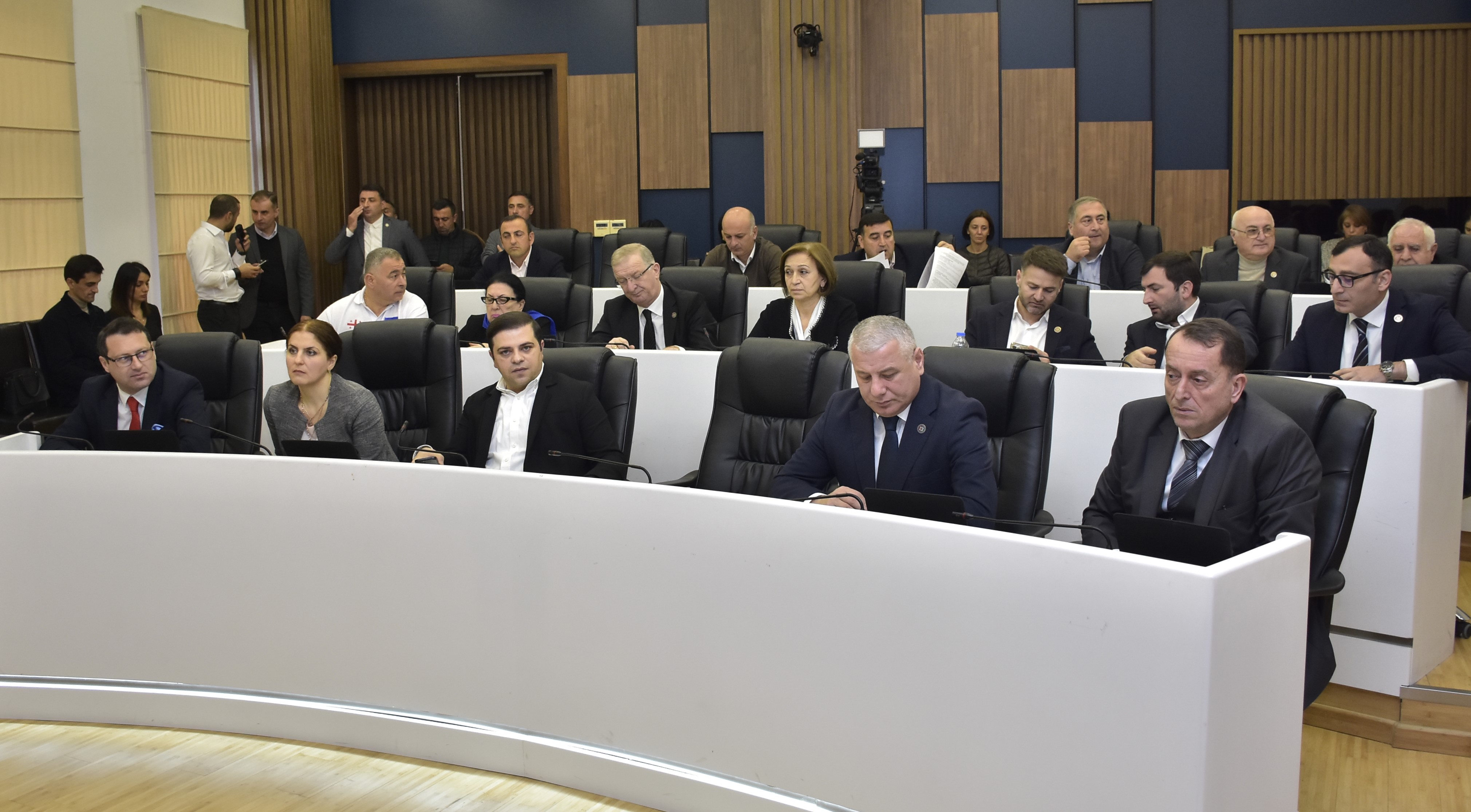 აჭარის უმაღლესმა საბჭომ 2023 წლის კორექტირებული რესპუბლიკური ბიუჯეტი დაამტკიცა