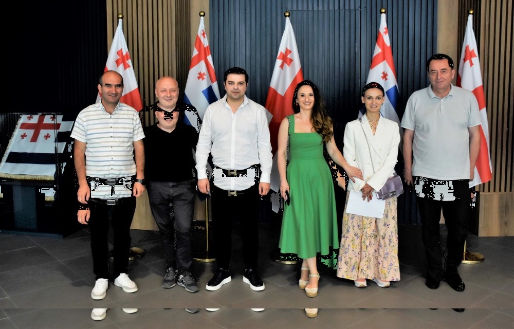 ცოტნე ანანიძე და ილია ვერძაძე საქართველოს სახალხო დამცველის აპარატის შშმ პირთა უფლებების დაცვის დეპარტამენტის წარმომადგენლებს შეხვდნენ