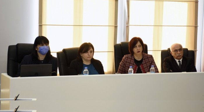  აჭარის უმაღლესი საბჭოს პლენარულ სხდომაზე ჯანმრთელობისა და სოციალური დაცვის მინისტრს მოუსმინეს