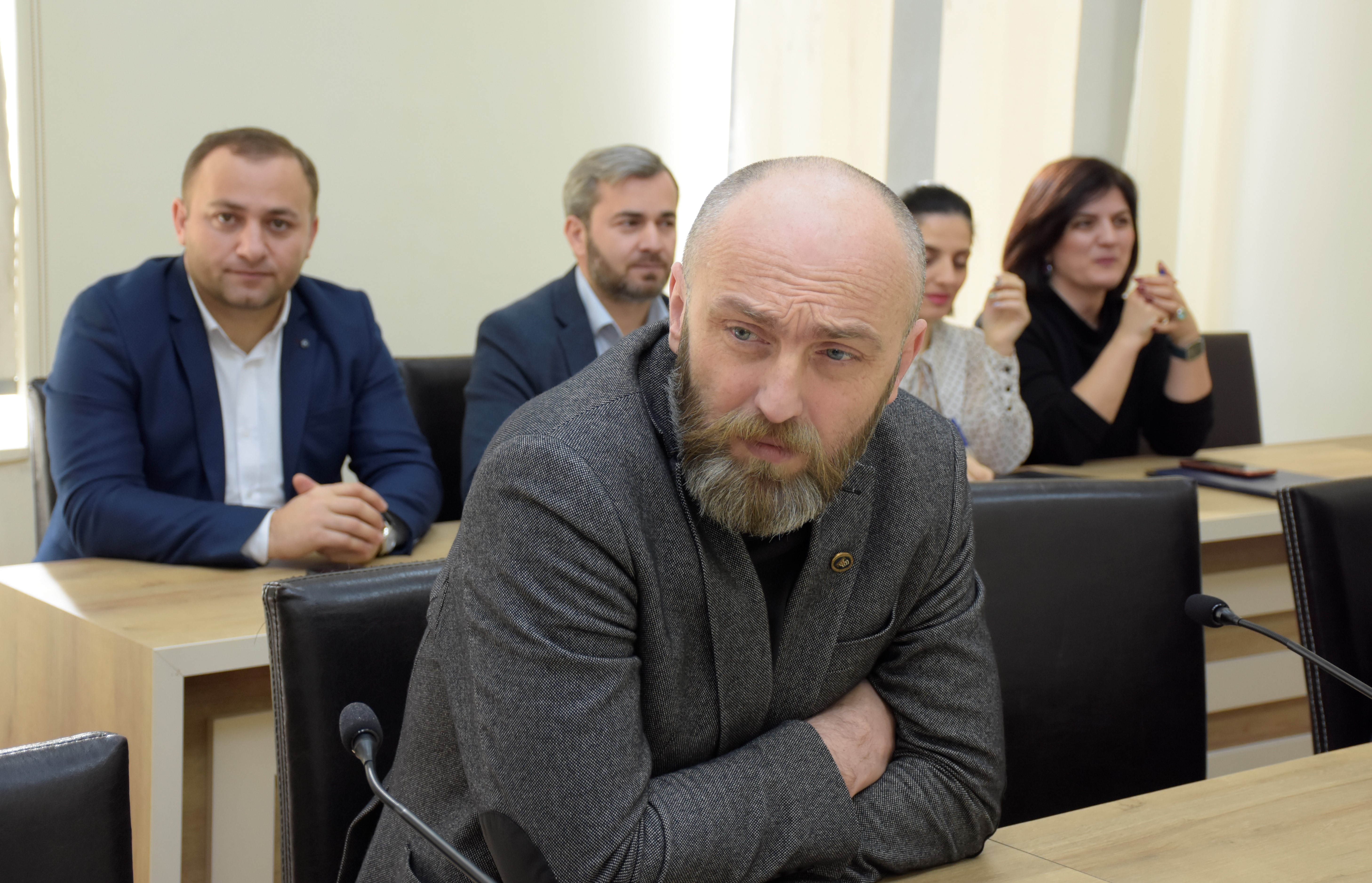 ბიუროს სხდომა