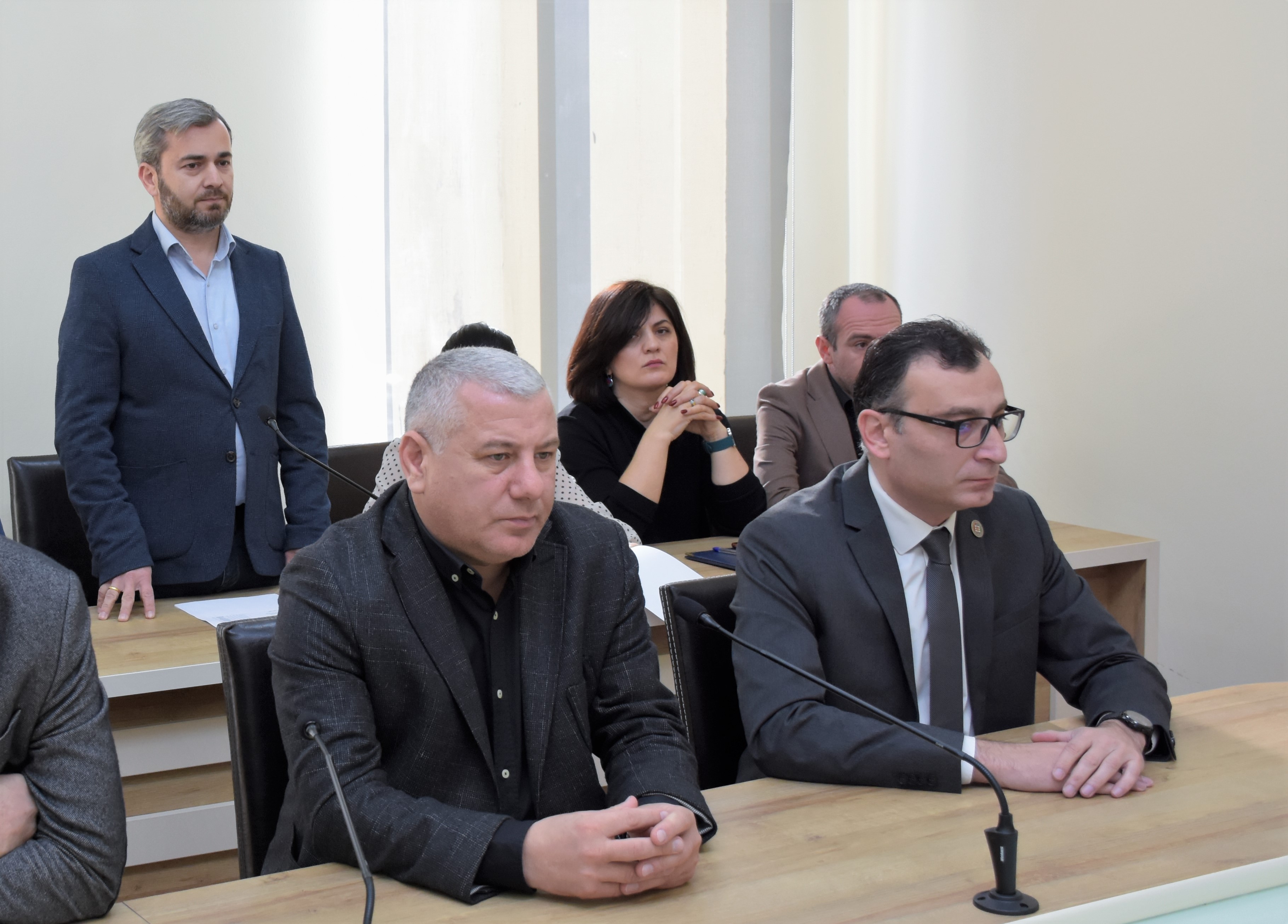 ბიუროს სხდომა