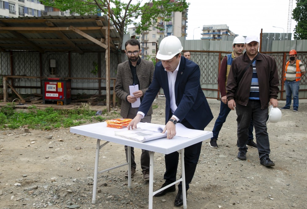 ლადო მგალობლიშვილი: „30-წლიანი პაუზის შემდეგ, ბათუმში ახალი სასკოლო კორპუსი შენდება“ 