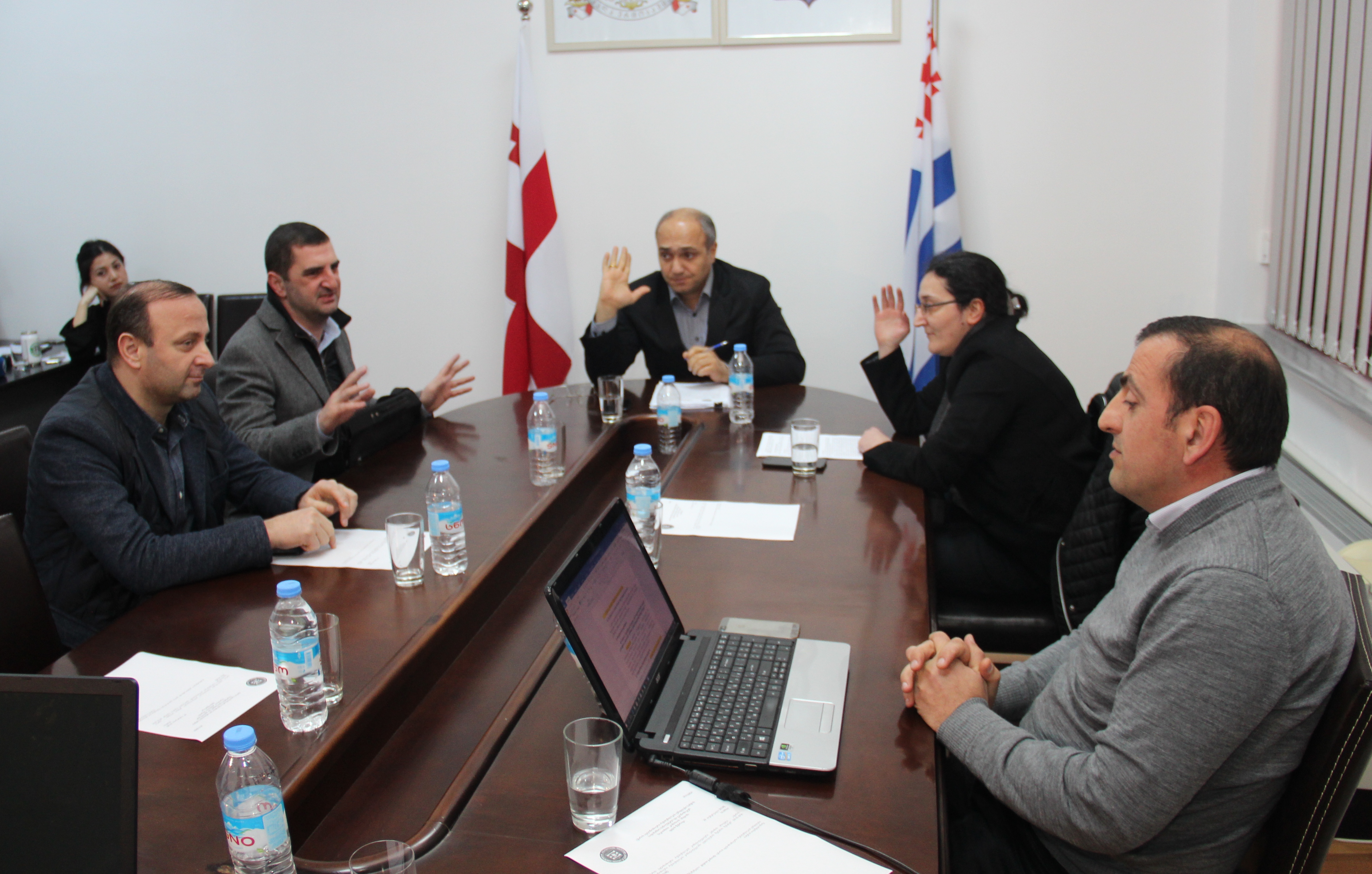  კანონის პროექტი მზადაა პირველი მოსმენით განხილვისათვის