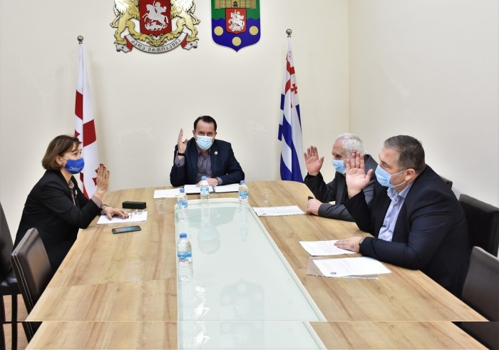 ახალარჩეულ უმაღლეს საბჭოში კომიტეტების პირველი სხდომები გაიმართა