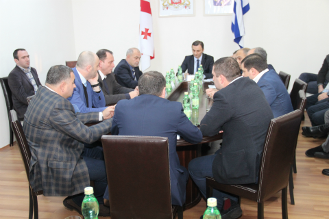 კომისიებსა და ფრაქციებში მთავრობის შემადგენლობის განიხილვის პროცედურები იწყება