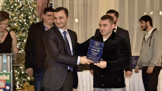 ჯილდოები საუკეთესოებს