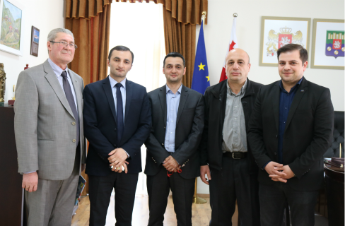 შეხვედრა ფონდ „მემორიალის“ წევრებთან