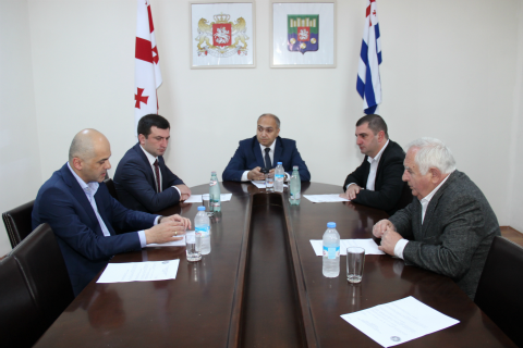 სამი საკითხი განიხილეს