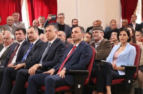 საკონსტიტუციო ცვლილებების საყოველთაო-სახალხო განხილვა ბათუმში